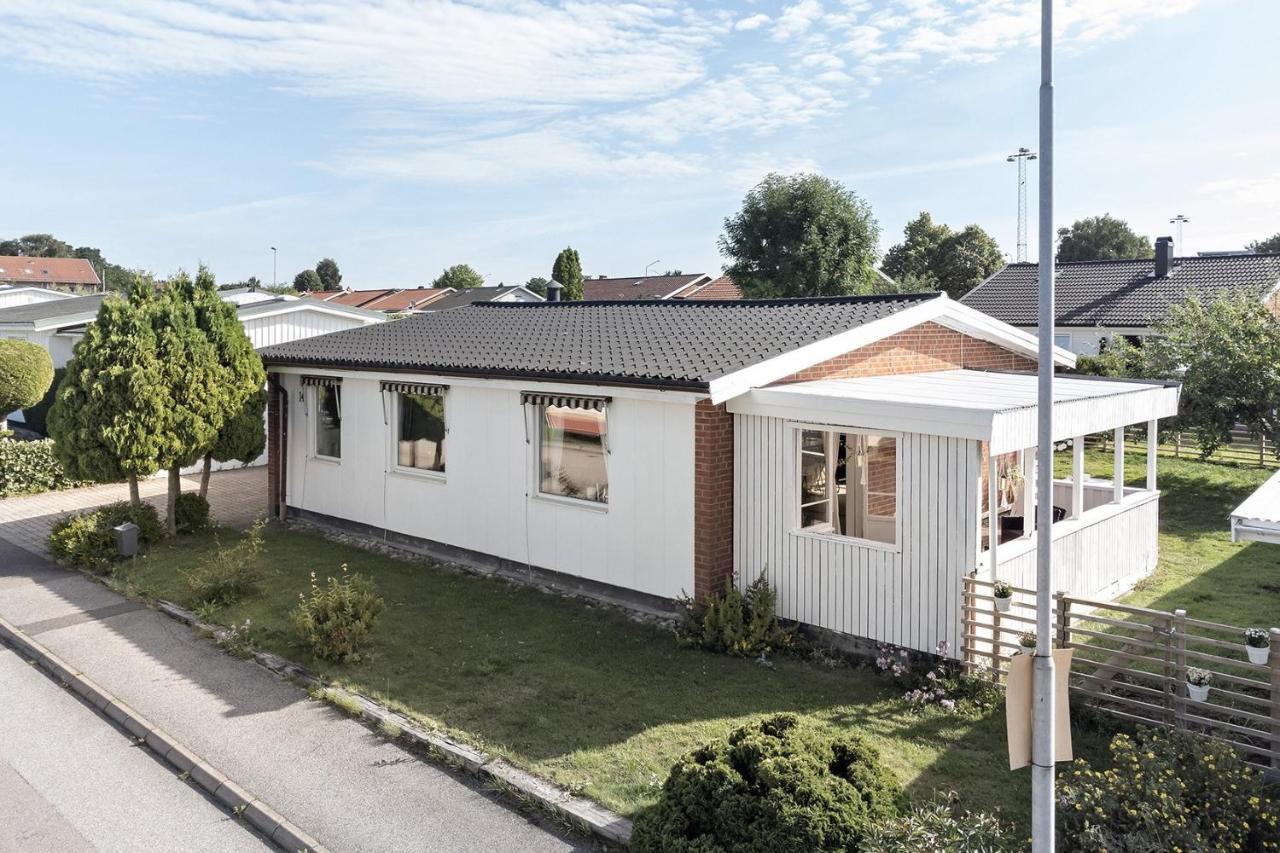 Harlig Villa I Savedalen 10 Min Till Goteborg Εξωτερικό φωτογραφία